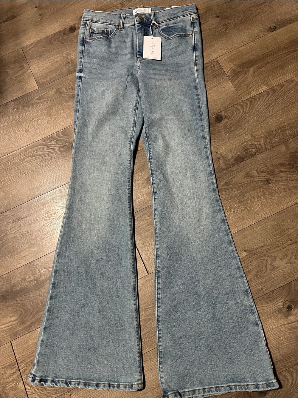 Jessica Simpson Daisy Flare Jeans Size 2 New
